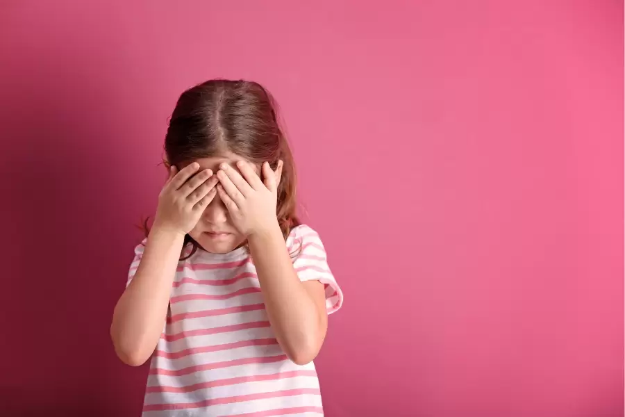 problemas na visão dor de cabeça